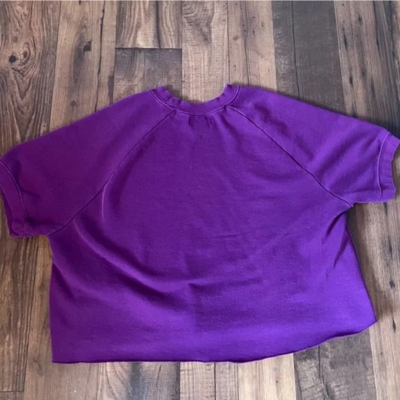 THE Vermont Country Store Plum Sweater Short sleeve Floral Book Print *Cropped* - Picture 2 of 6